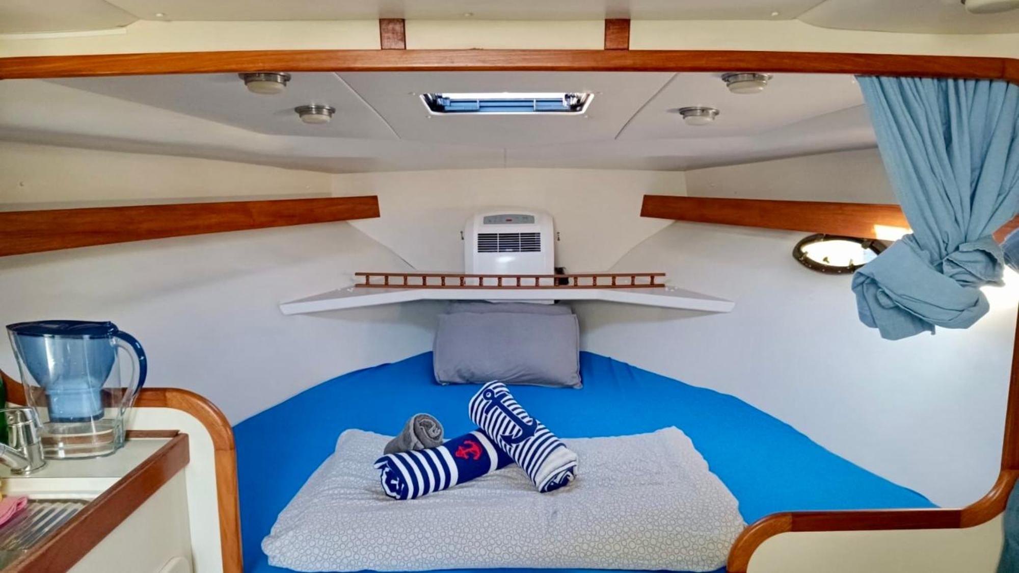 סנט אדריה דה בסוס Cozy Private Two Rooms Yacht In Barcelona - Boat In Port Forum מראה חיצוני תמונה